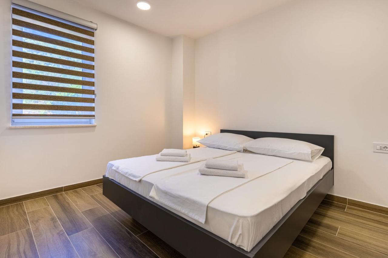 Apartman Vischetti Cres Eksteriør bilde
