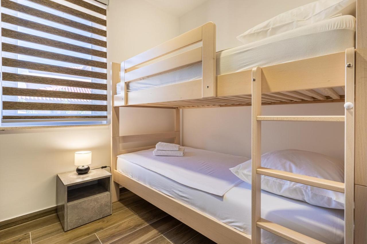 Apartman Vischetti Cres Eksteriør bilde